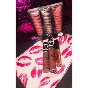 New 7pc Makeup Lip bundle + bag!